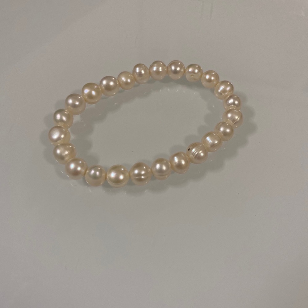 Elastic Pearl Bracelet